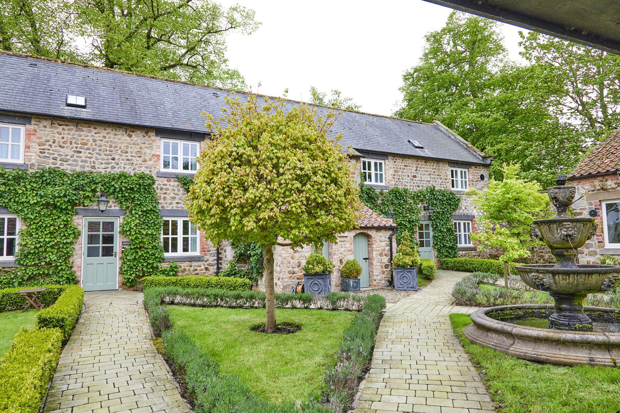 The Old Coach House Hotell Ripon Exteriör bild
