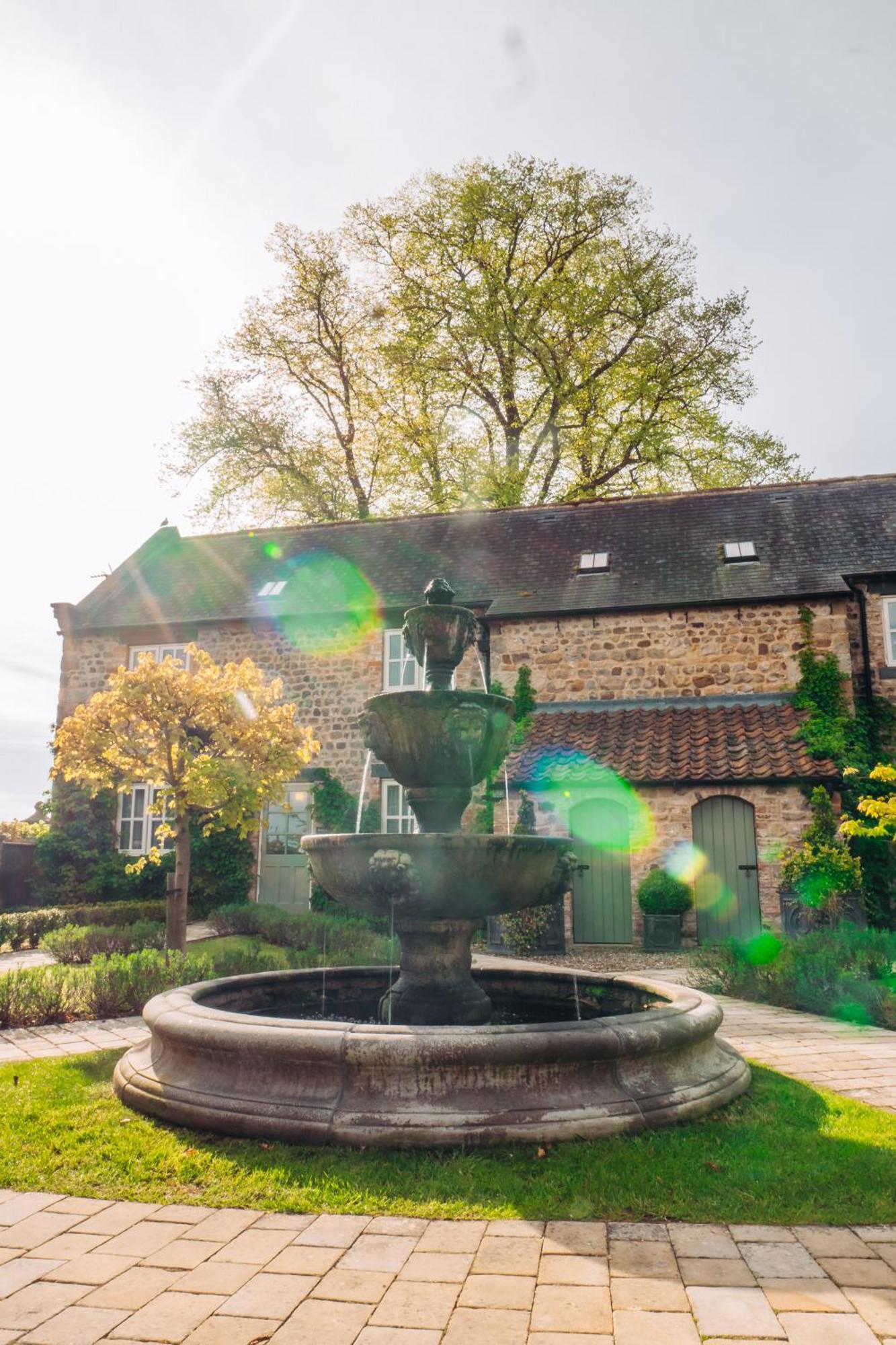 The Old Coach House Hotell Ripon Exteriör bild